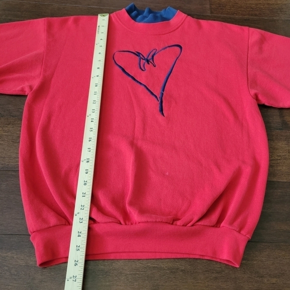 Vtg 90s Women's L Embroidered Mock Neck Pullover Sweatshirt Red Heart Butterfly - Picture 7 of 8